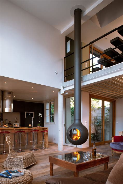 BATHYSCAFOCUS HUBLOT Hanging central fireplace By Focus 